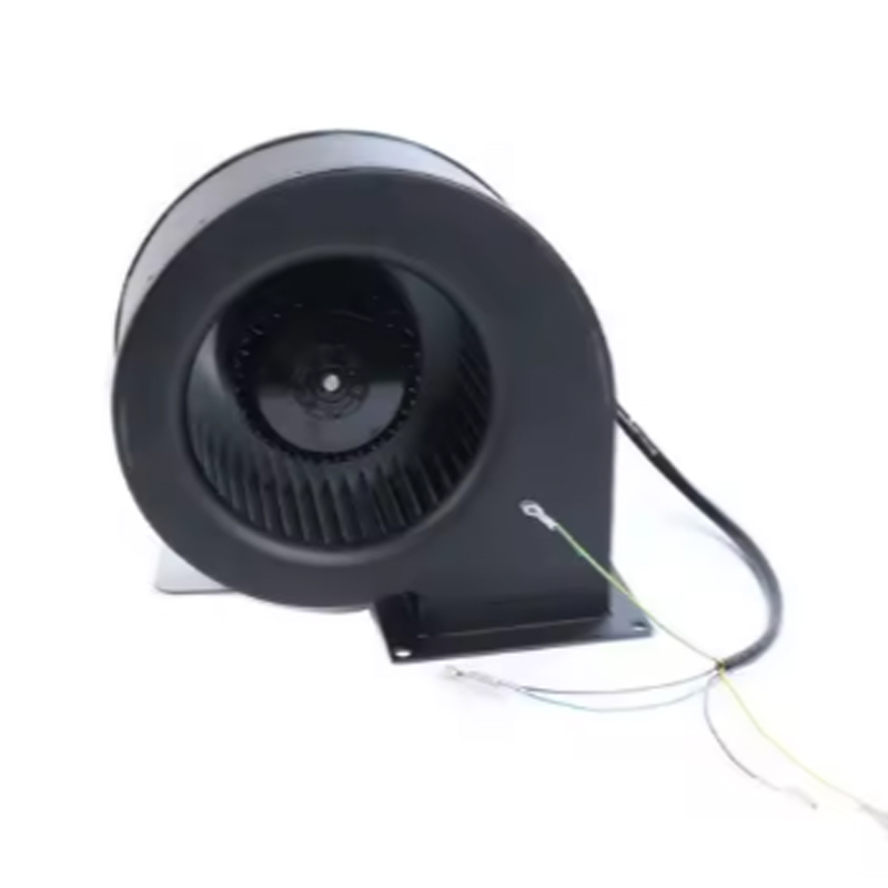 Direkt angetriebene Radialventilatoren mit einem Einlass für Lufttransportsysteme und Wärmetauscher